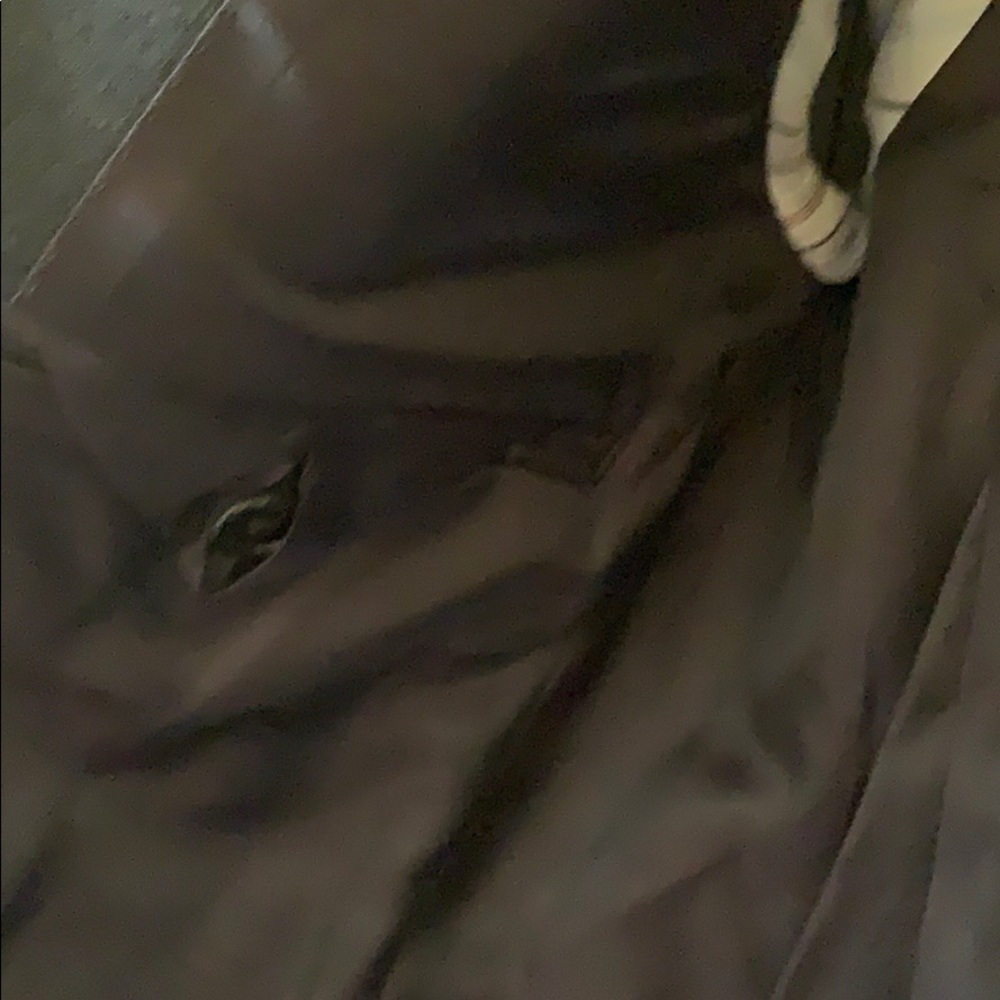 One jacket - Picture 4 of 8